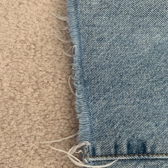 Brandy Melville Light Wash High-Waisted Jeans - Picture 3 of 4